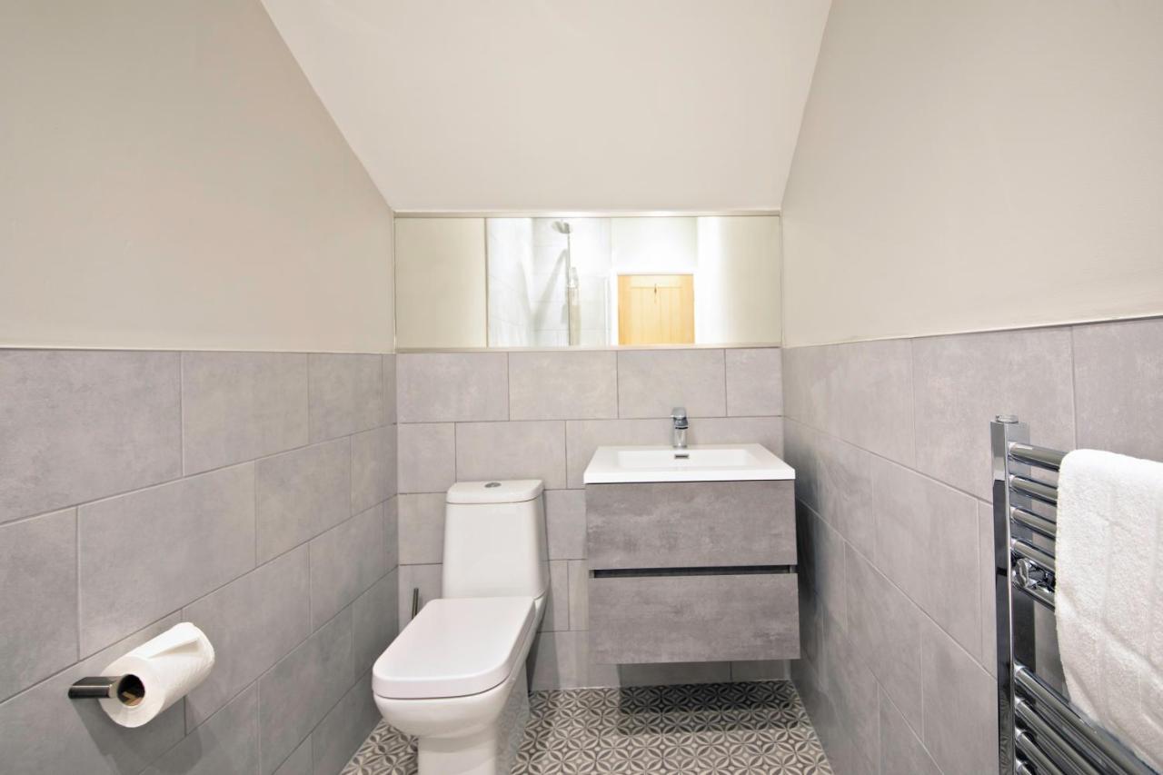 The Loft Apartment, 8 Granville Road Harrogate Bagian luar foto